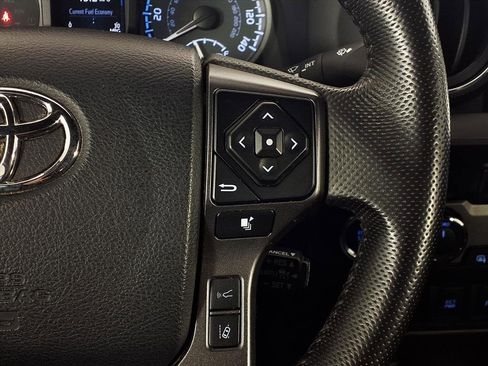 Used 2023 Toyota Tacoma TRD Off-Road image 20