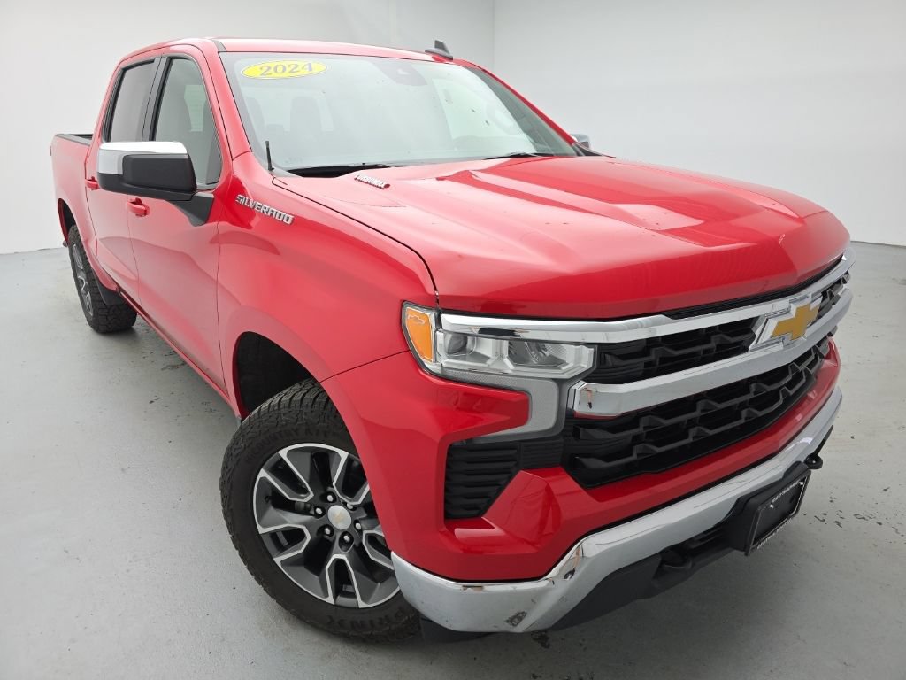 Used 2024 Chevrolet Silverado 1500 LT AWD/4WD image 4
