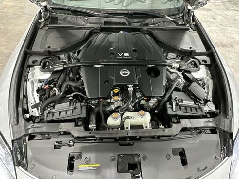 Used 2025 Nissan Z NISMO w/ Floor Mat Package RWD image 21
