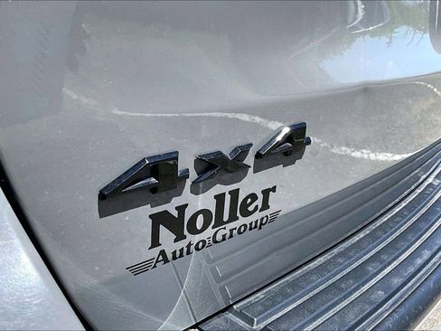 Used 2022 Jeep Grand Cherokee Laredo X AWD/4WD image 8