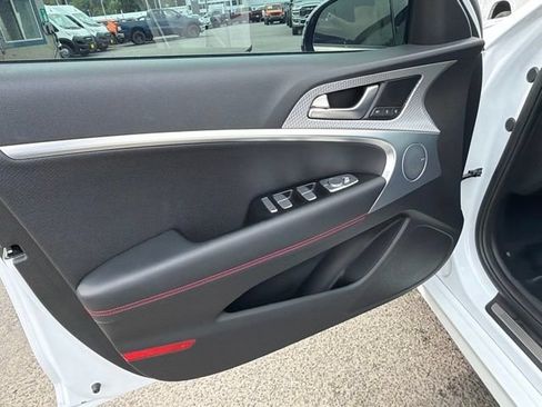 Used 2023 Genesis G70 2.0T w/ Sport Prestige Package AWD/4WD image 17
