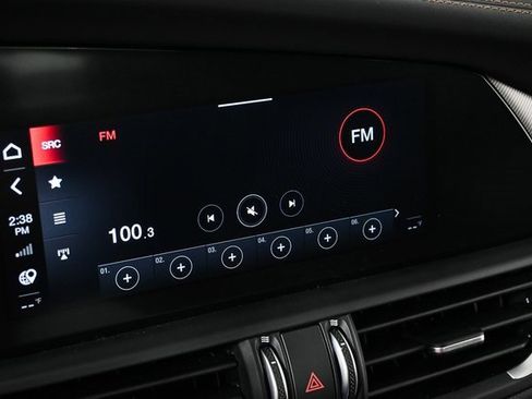 New 2025 Alfa Romeo Giulia w/ Driving Assist Package image 18