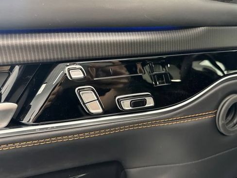 New 2026 Jeep Grand Wagoneer Summit AWD/4WD image 17