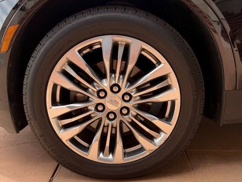 Used 2017 Cadillac XT5 Premium Luxury w/ Driver Assist Package FWD image 64