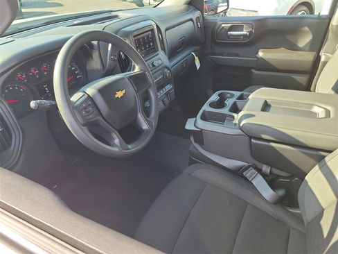 New 2026 Chevrolet Silverado 1500 Custom image 3