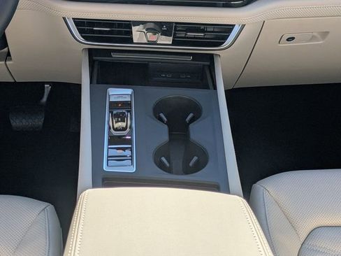 New 2026 Volkswagen Atlas SE image 20