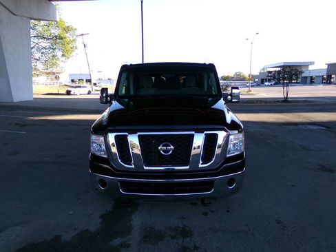 Used 2016 Nissan NV 3500 SV w/ SV Technology Package image 2