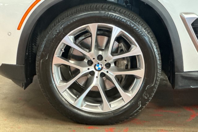 Used 2024 BMW X5 xDrive40i AWD/4WD image 35