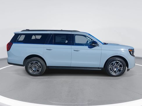 New 2025 Ford Expedition Max Active image 4