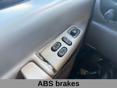 Used 2000 Ford E-350 and Econoline 350 XLT RWD image 11