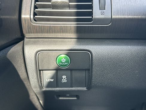 Used 2013 Honda Accord EX-L image 11