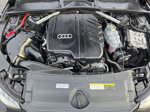 Used 2023 Audi A4 2.0T Premium Plus w/ Premium Plus Package AWD/4WD image 9