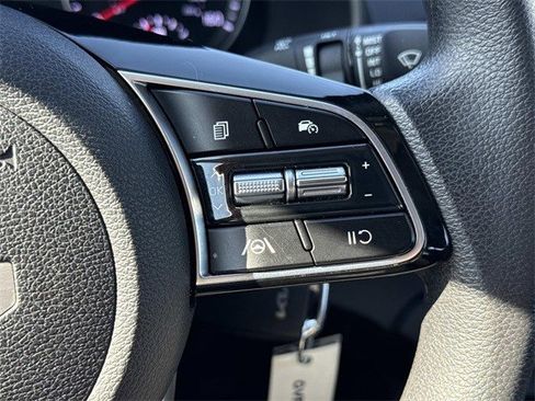 Used 2022 Kia Forte LXS w/ LXS Technology Package image 23