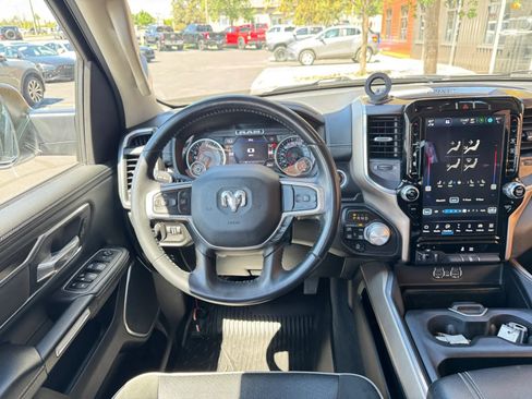 Used 2022 RAM 1500 Laramie AWD/4WD image 14