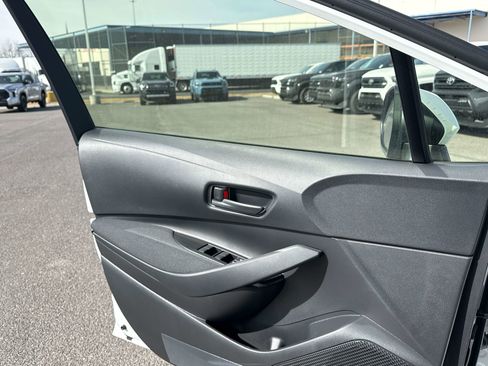 Used 2026 Toyota Corolla LE image 12