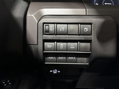 New 2025 Toyota Tacoma TRD Off-Road image 17