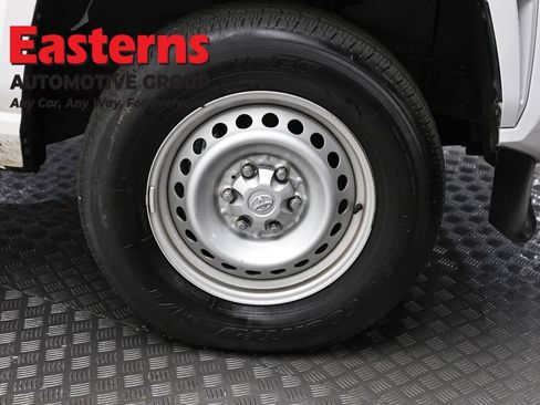 Used 2025 Toyota Tacoma SR RWD image 27