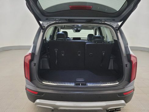 Used 2020 Kia Telluride SX w/ SX Prestige Package image 29