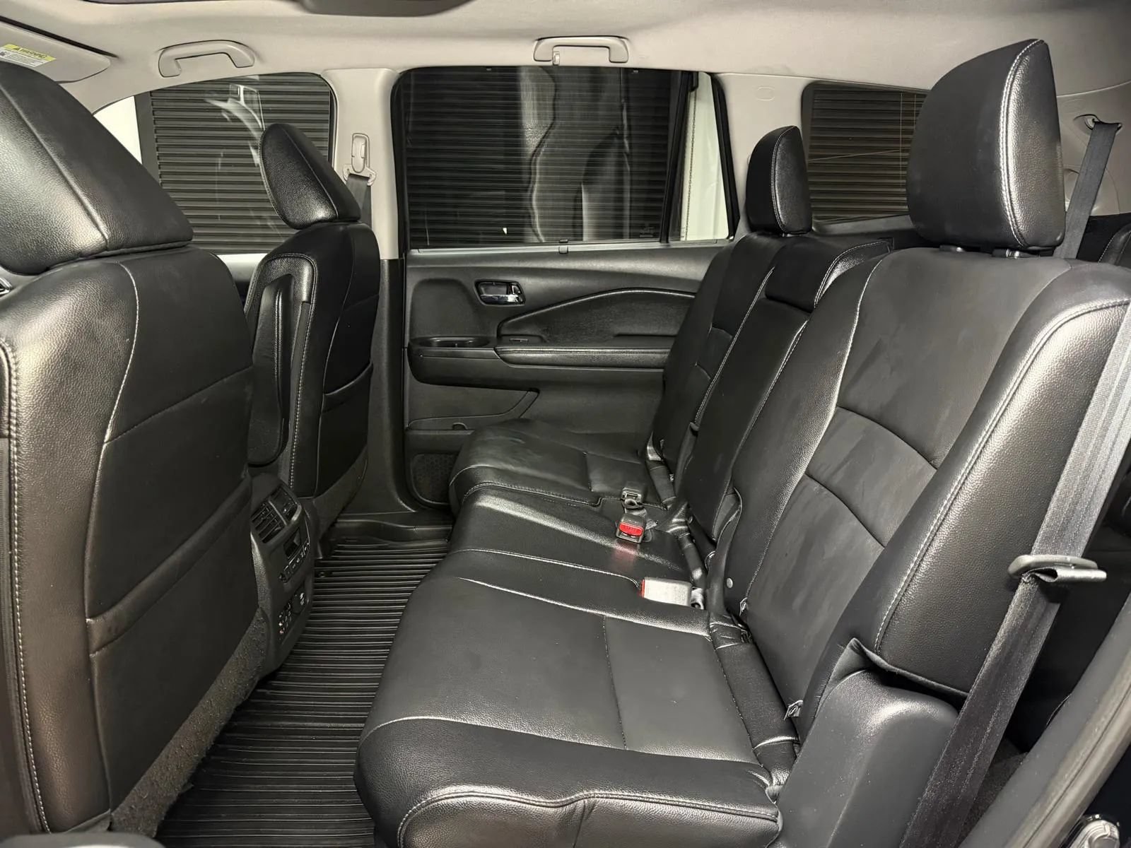 Used 2016 Honda Pilot Touring image 22