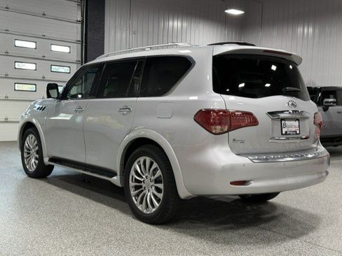 Used 2017 INFINITI QX80 4WD w/ Driver Assistance Package image 3