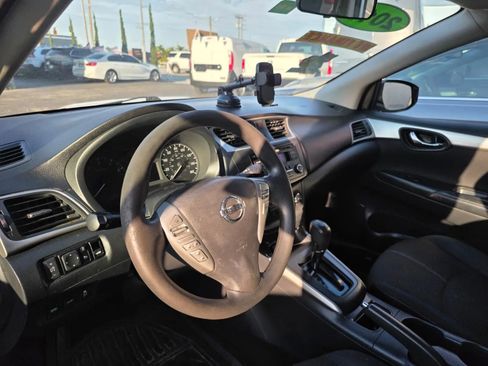 Used 2017 Nissan Sentra S image 8