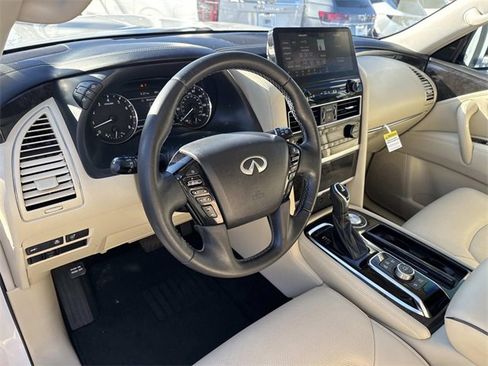 Used 2022 INFINITI QX80 Luxe w/ All-Season Package image 24