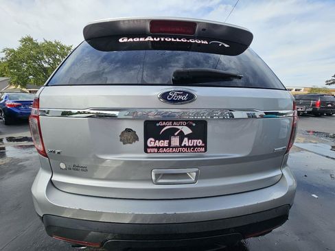 Used 2015 Ford Explorer XLT AWD/4WD image 10