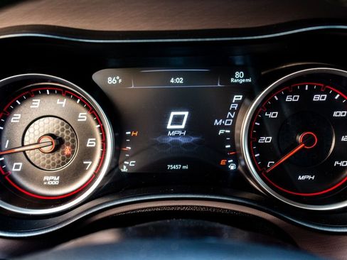 Used 2022 Dodge Charger SXT w/ Leather Interior Group image 12