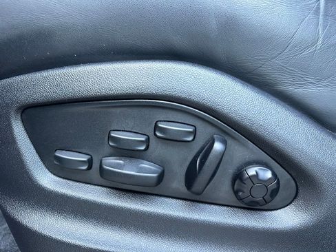 Certified 2024 Porsche Cayenne Turbo GT AWD/4WD image 19