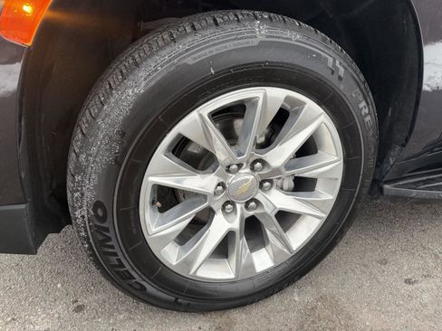 Used 2023 Chevrolet Suburban Premier image 49