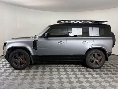 Used 2020 Land Rover Defender 110 X image 3