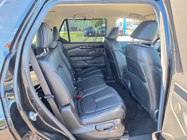Certified 2025 Honda Pilot EX-L image 16
