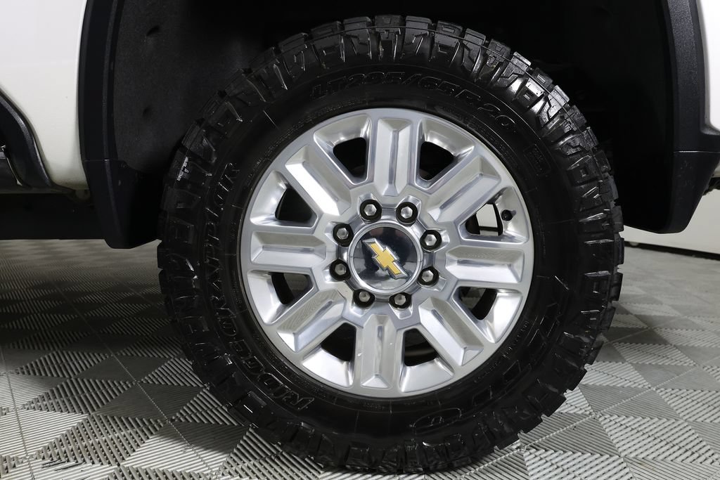 Used 2024 Chevrolet Silverado 2500 High Country w/ Technology Package AWD/4WD image 48
