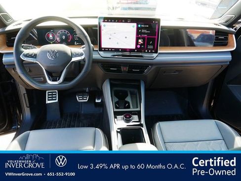 Certified 2026 Volkswagen Tiguan SEL R-Line AWD/4WD image 22