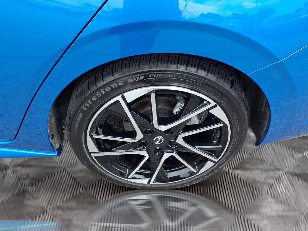 Used 2025 Nissan Sentra SR FWD image 25