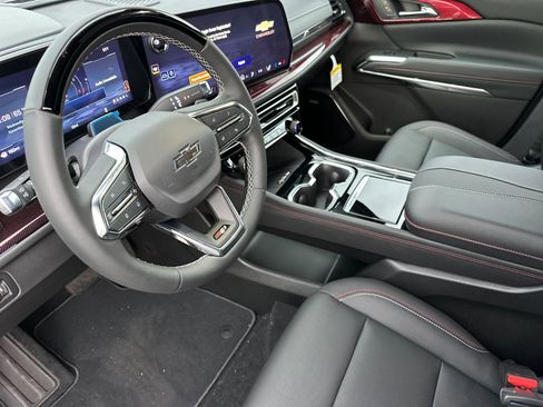 New 2026 Chevrolet Traverse Z71 image 10