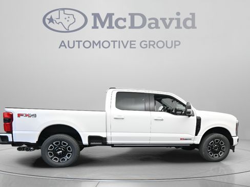 Used 2026 Ford F250 Platinum AWD/4WD image 9