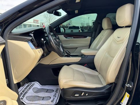 Used 2018 Cadillac XT5 Luxury image 15