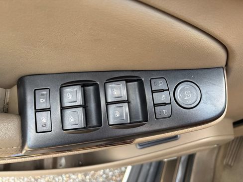 Used 2019 GMC Yukon XL SLT RWD image 13