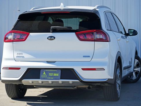 Used 2019 Kia Niro LX image 4