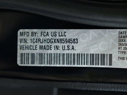 Used 2022 Jeep Grand Cherokee Overland w/ Luxury Tech Group IV image 47