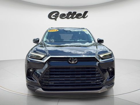 Used 2024 Toyota Grand Highlander FWD image 2