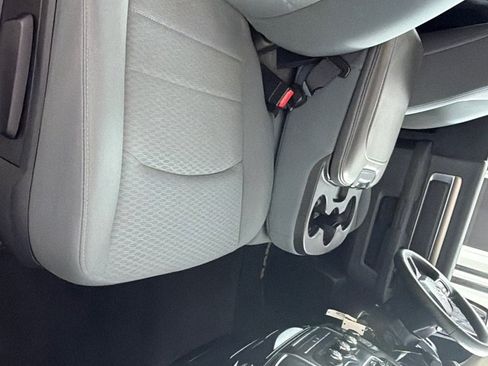 Used 2013 RAM 1500 Express AWD/4WD image 16