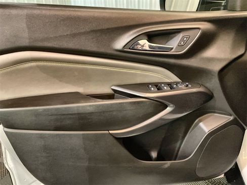 Used 2024 Chevrolet Trax ACTIV w/ Driver Confidence Package image 20