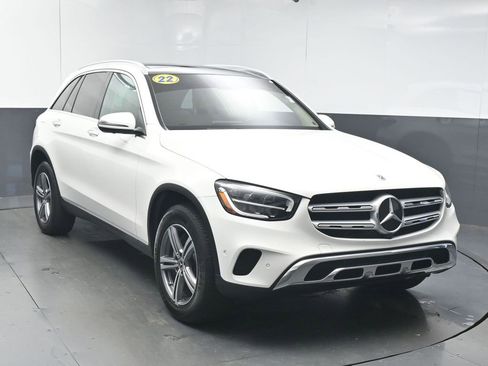 Used 2022 Mercedes-Benz GLC 300 w/ Premium Package Lite image 3