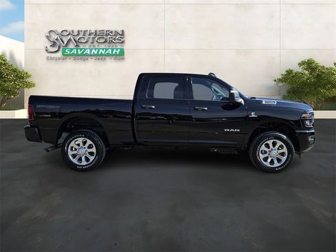 New 2026 RAM 2500 Big Horn AWD/4WD image 6