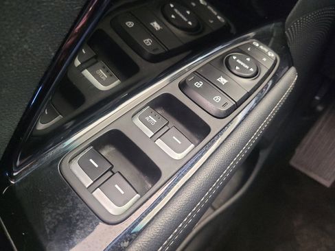 Used 2022 Kia Niro Touring Special Edition image 27