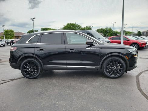 Certified 2023 Lincoln Nautilus Reserve w/ Monochromatic Package AWD/4WD image 3