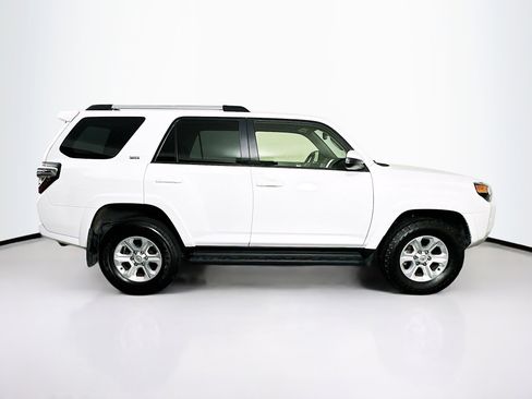 Used 2024 Toyota 4Runner SR5 image 10