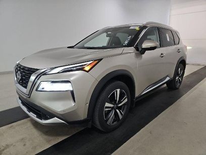 Used 2022 Nissan Rogue Platinum w/ Head-Up Display Package